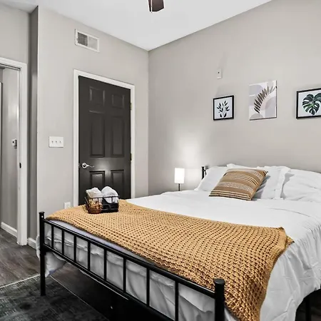 Stay 2Br 2Ba Pool Access